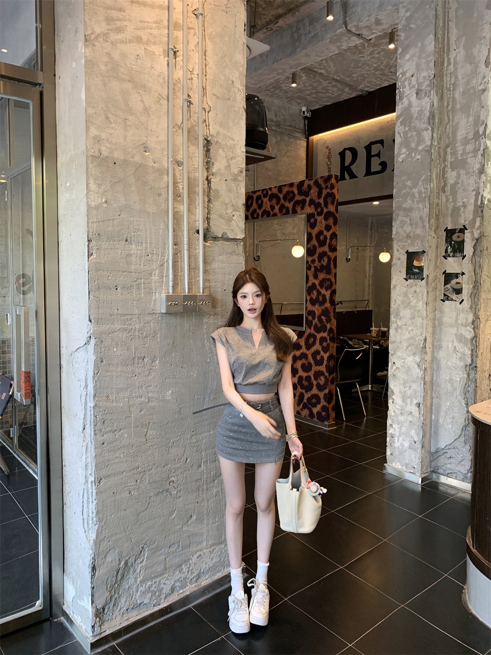 551d0cb4946f97b7fd667036fb90119f.jpg