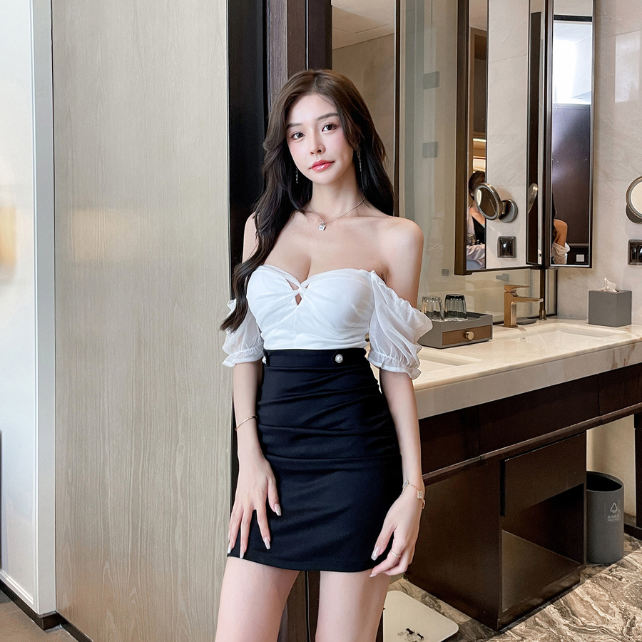 a61aae0d134f8368b17d5d1235e73890.jpg