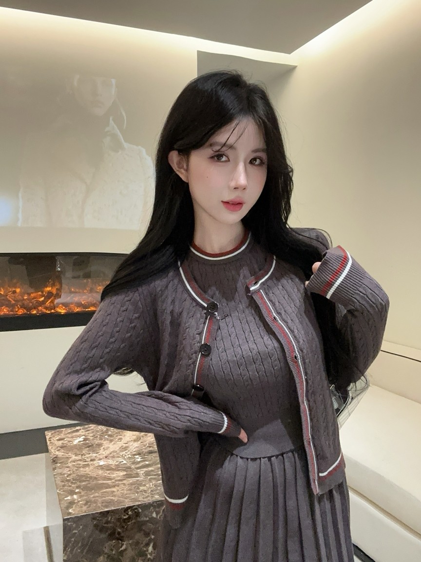 5e5e4916f2d40115e447557803d1ccd8 5e5e4916f2d40115e447557803d1ccd8.jpg